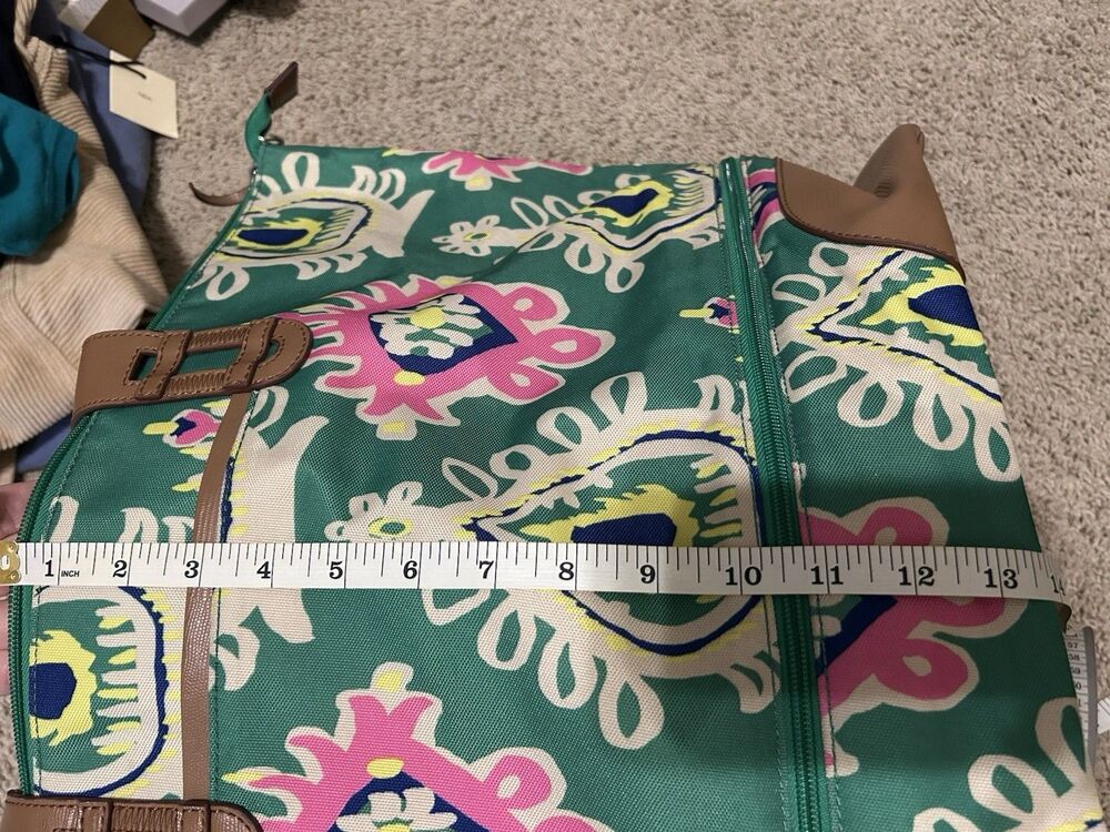 Stella & Dot Getaway Travel Bag Green & Pink Ikat Expandable by 5" - Picture 7 of 8